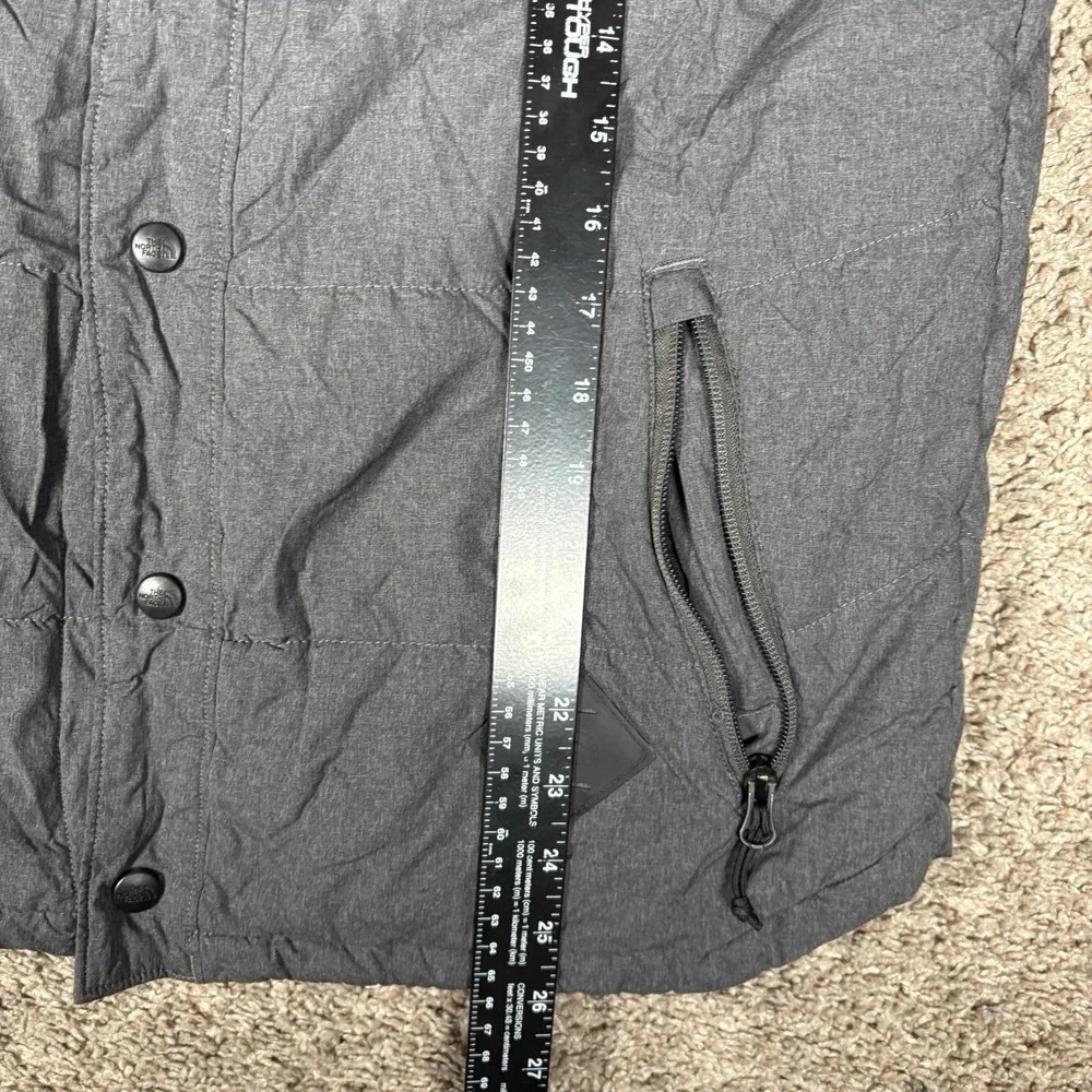The North Face Men's Patricks‎ Point Vest Size Small Gray TNF01GW Puffer EUC
